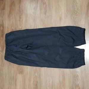 (36W) Mobius Canadian Winbreaker Lightweight Outdoor Activewear Seasonal